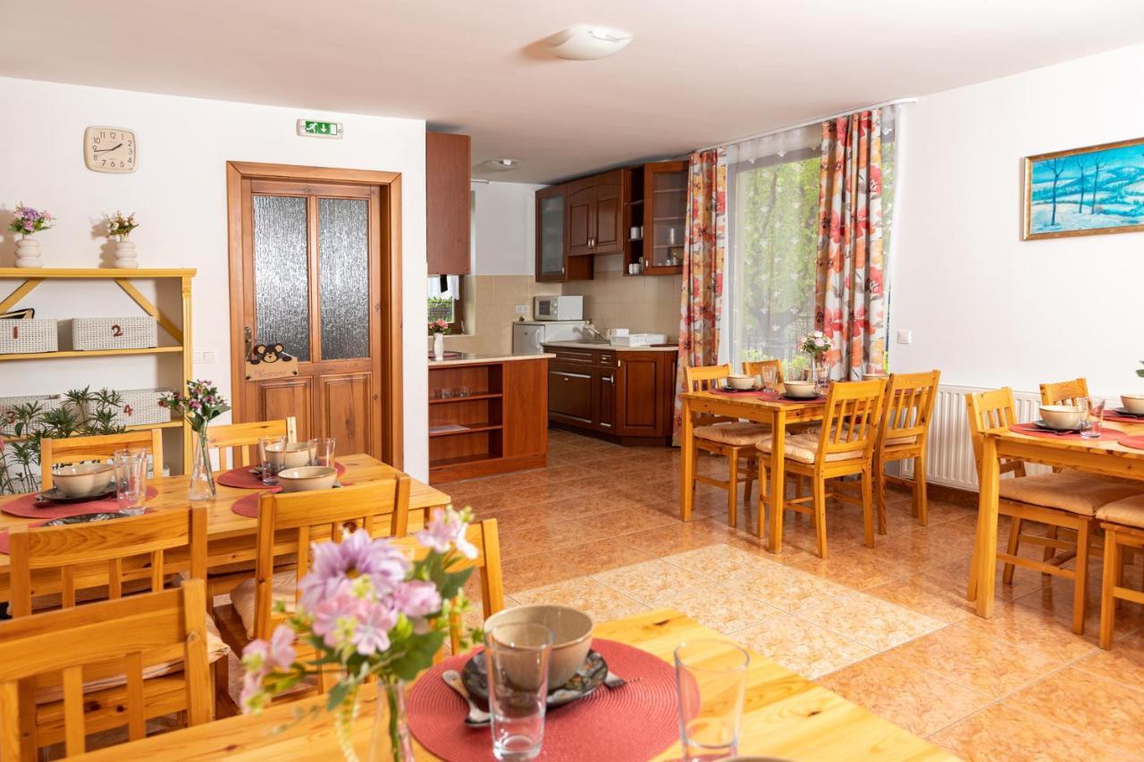 Berkenye Vendeghaz Hotel Balatonfured Ngoại thất bức ảnh