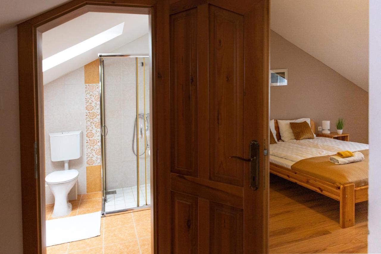 Berkenye Vendeghaz Hotel Balatonfured Ngoại thất bức ảnh