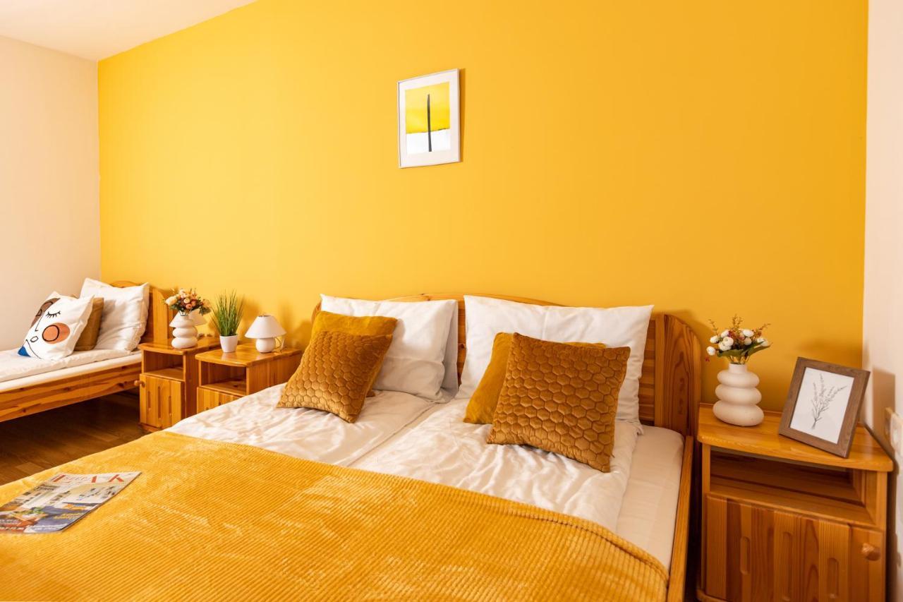Berkenye Vendeghaz Hotel Balatonfured Ngoại thất bức ảnh