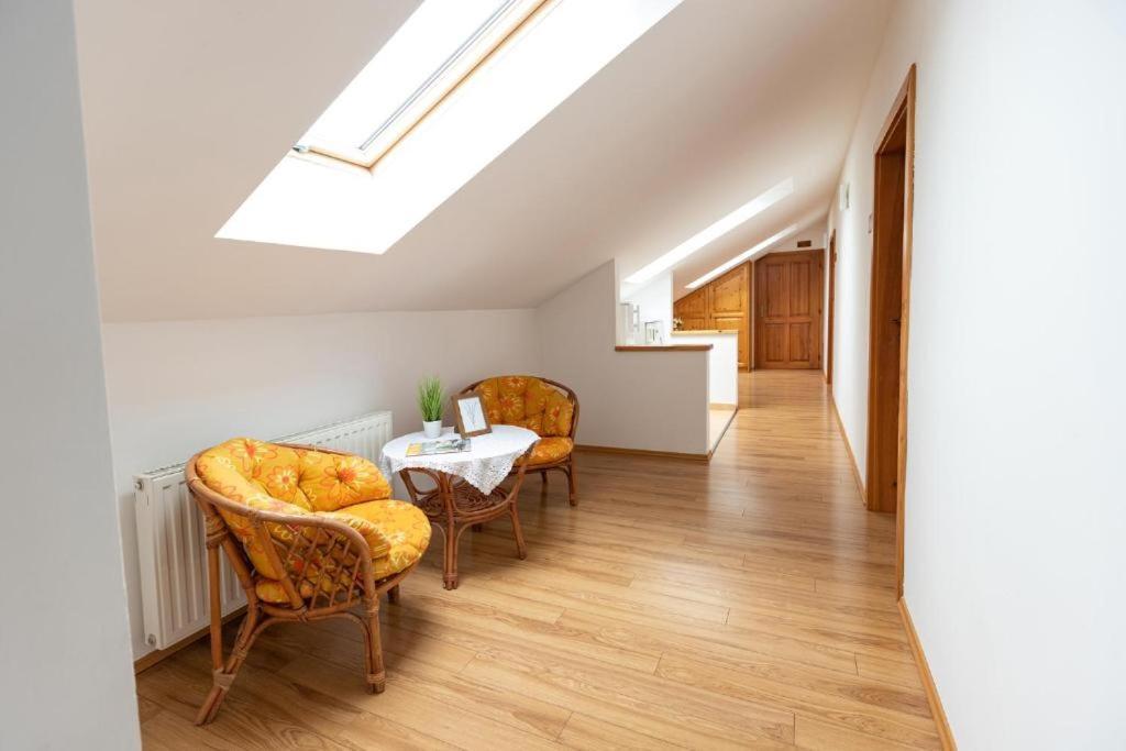 Berkenye Vendeghaz Hotel Balatonfured Ngoại thất bức ảnh