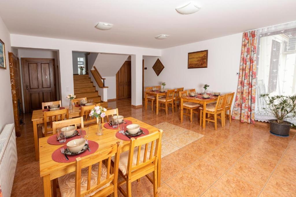 Berkenye Vendeghaz Hotel Balatonfured Ngoại thất bức ảnh